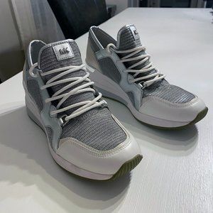 Michael Kors Liv Trainer Women's White Silver Glitter Mesh Leather Sneaker 8.5 M